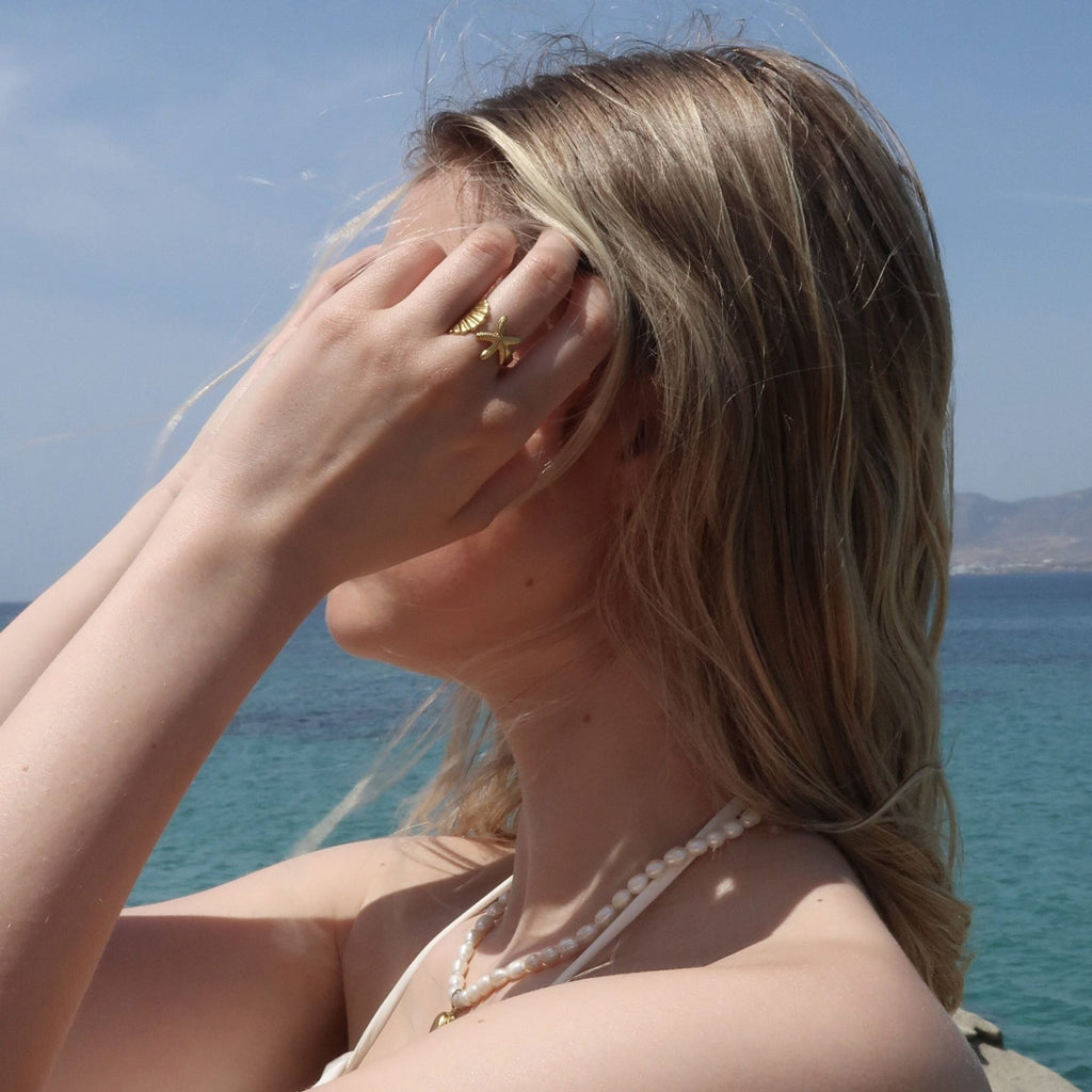 HALLIE Starfish Ring - Charcol Accessories