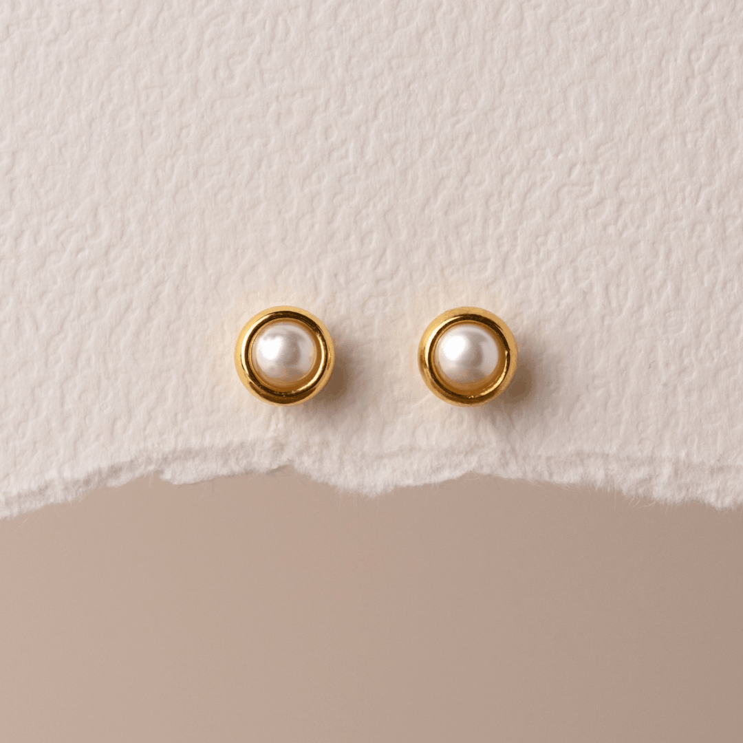ISLA Pearl Stud Earrings