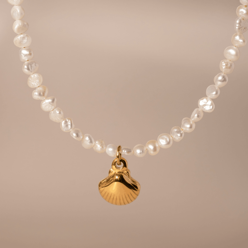 SERAPHINA Pearl Shell Necklace