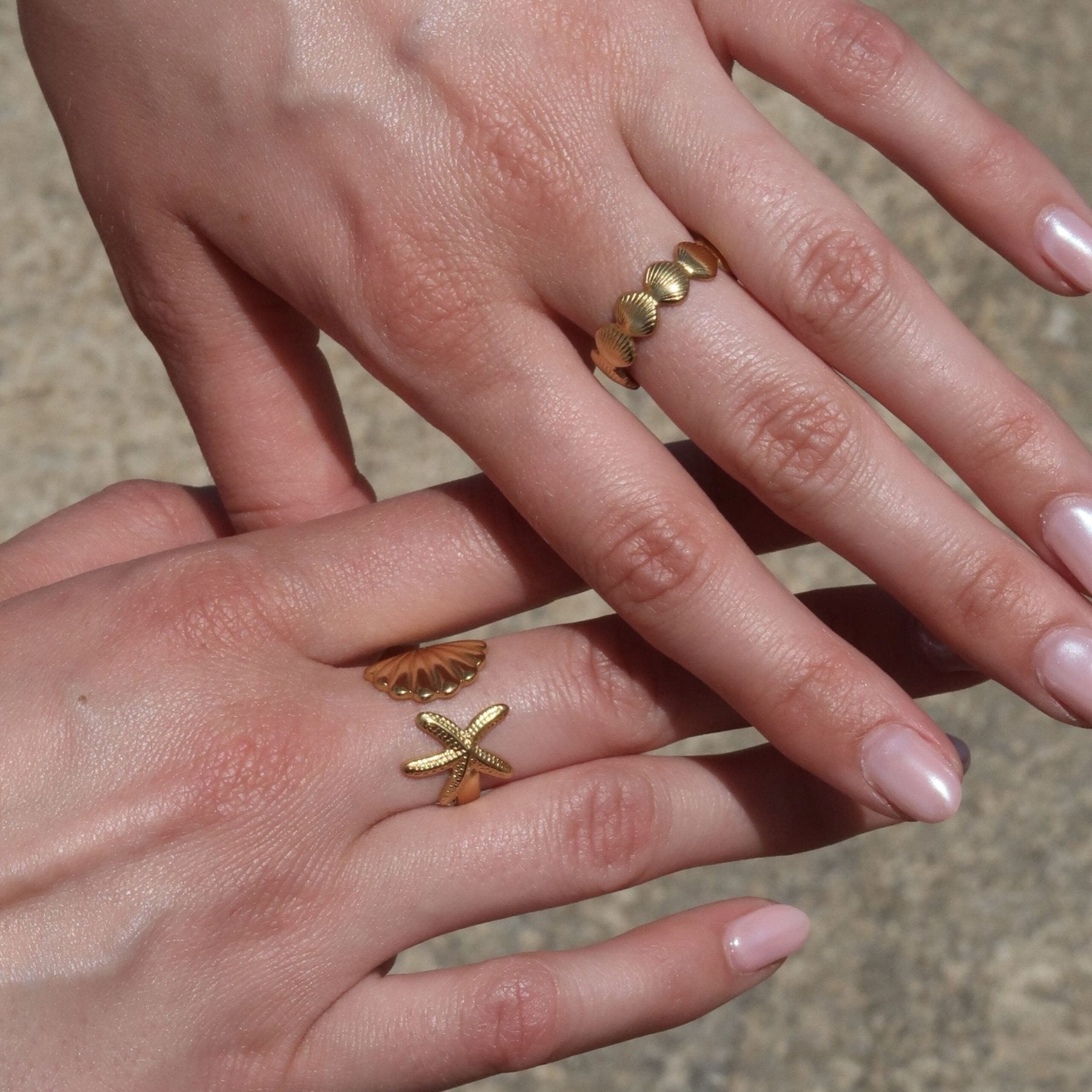 HALLIE Starfish Ring - Charcol Accessories