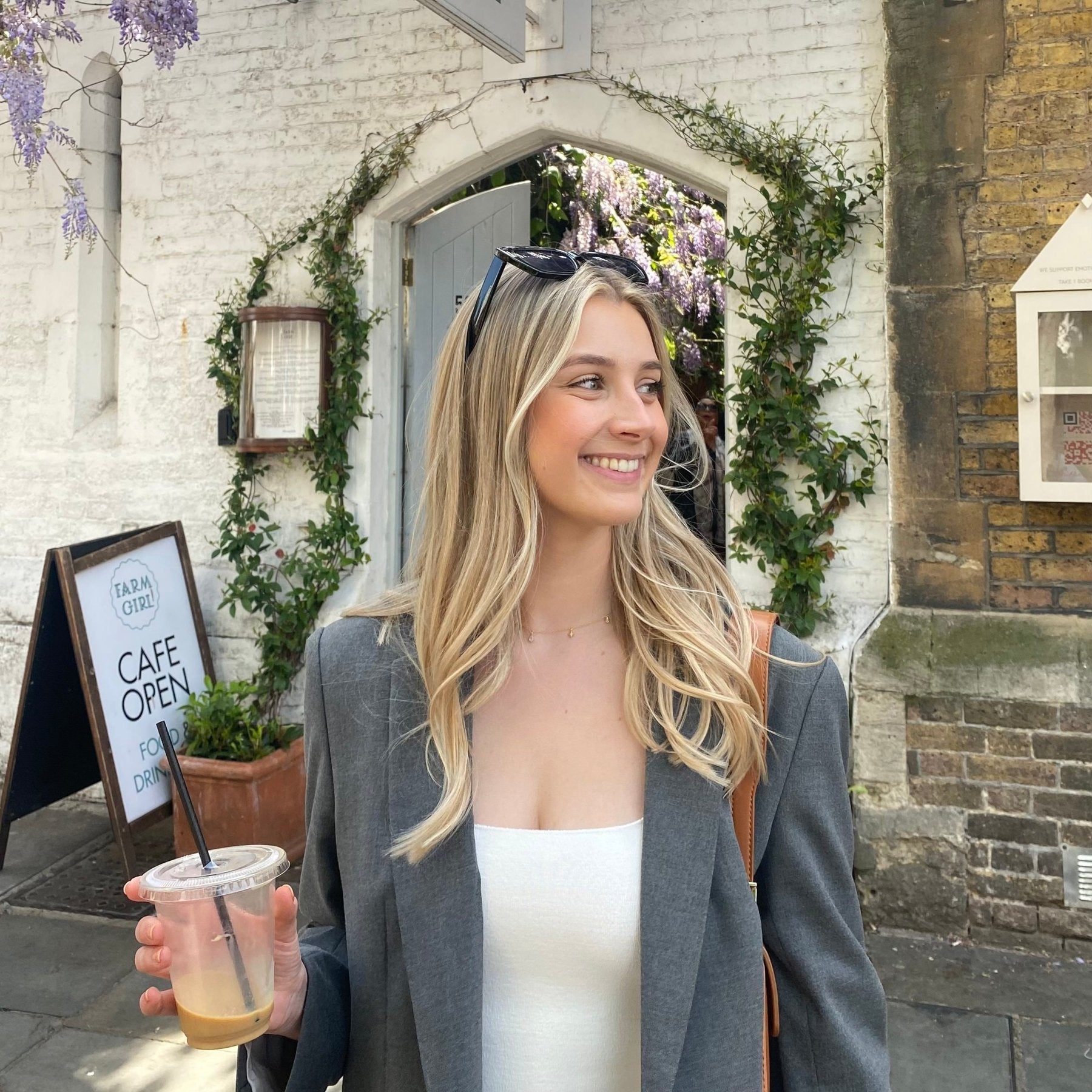 ANNABELLE Dainty Necklace - Charcol Accessories