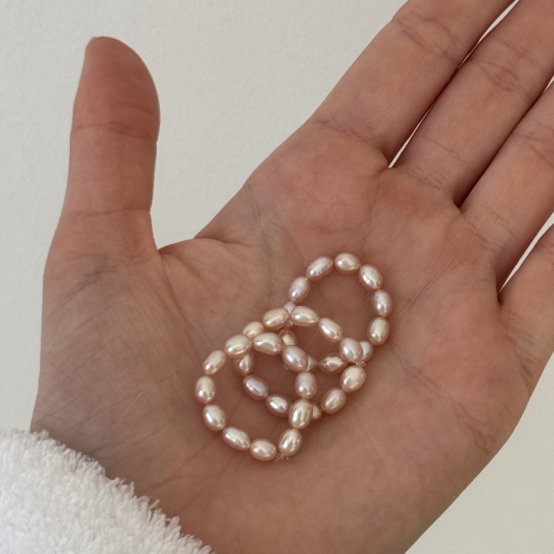 LULA Blush Pearl Ring - Charcol Accessories