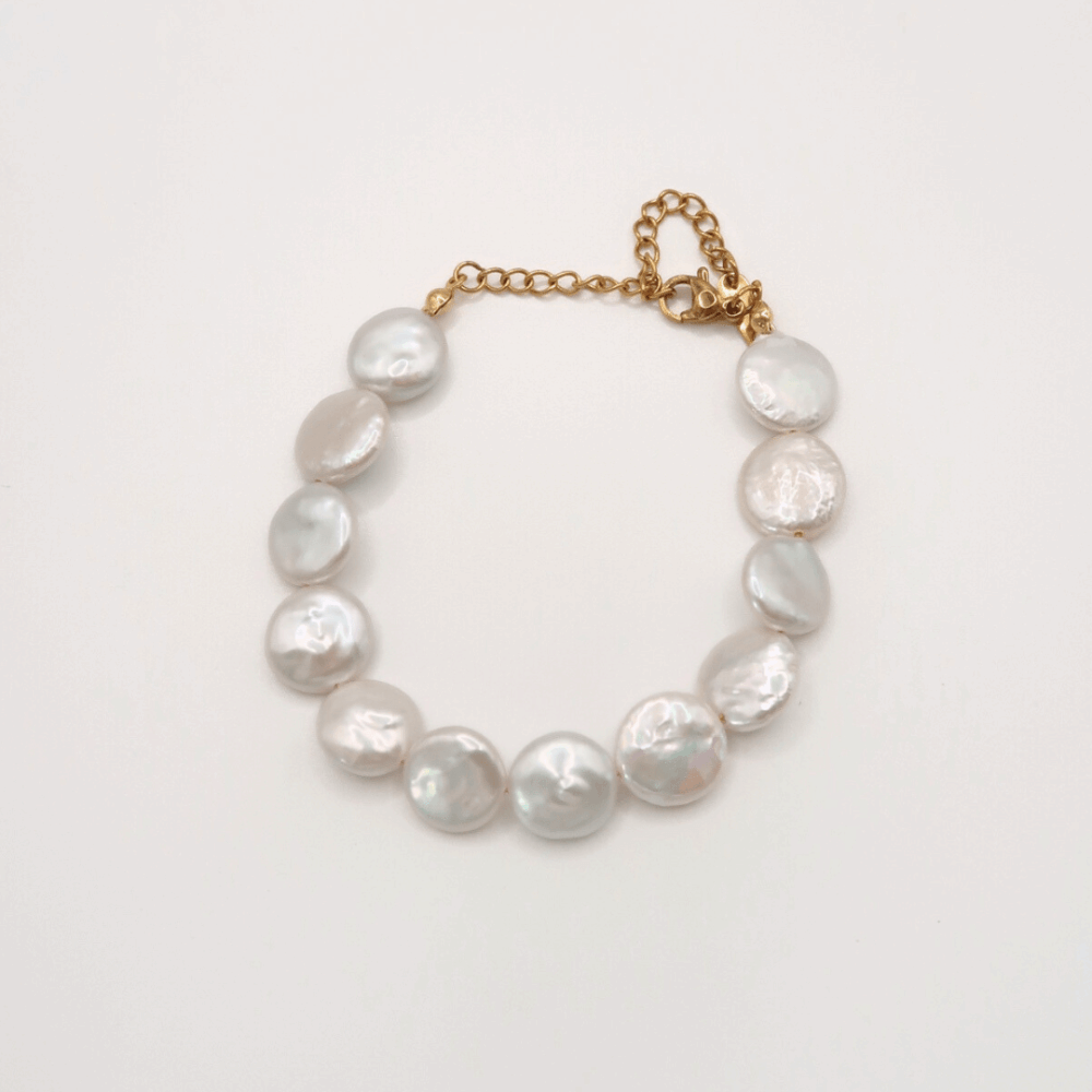 CALDERA Coin Pearl Bracelet