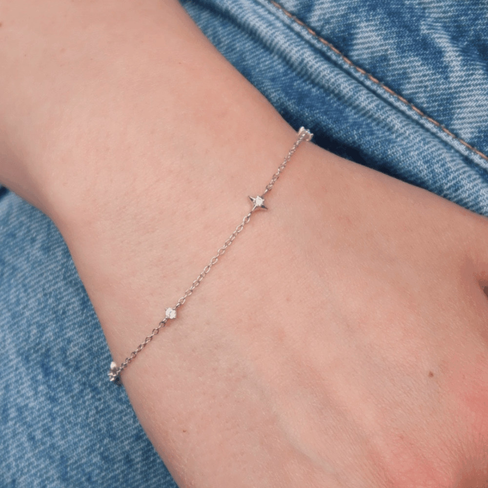 LILY Crystal Star Bracelet - Image 2